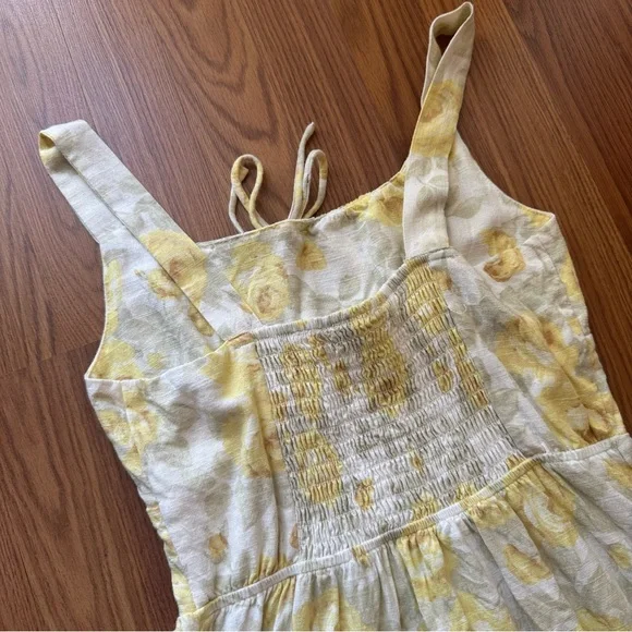 Floral Smocked Midi Dress Size Small - Picture 3 of 6